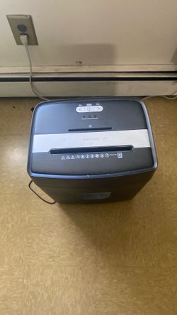Insignia 10 sheet shredder