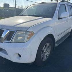 2011 Nissan Pathfinder 