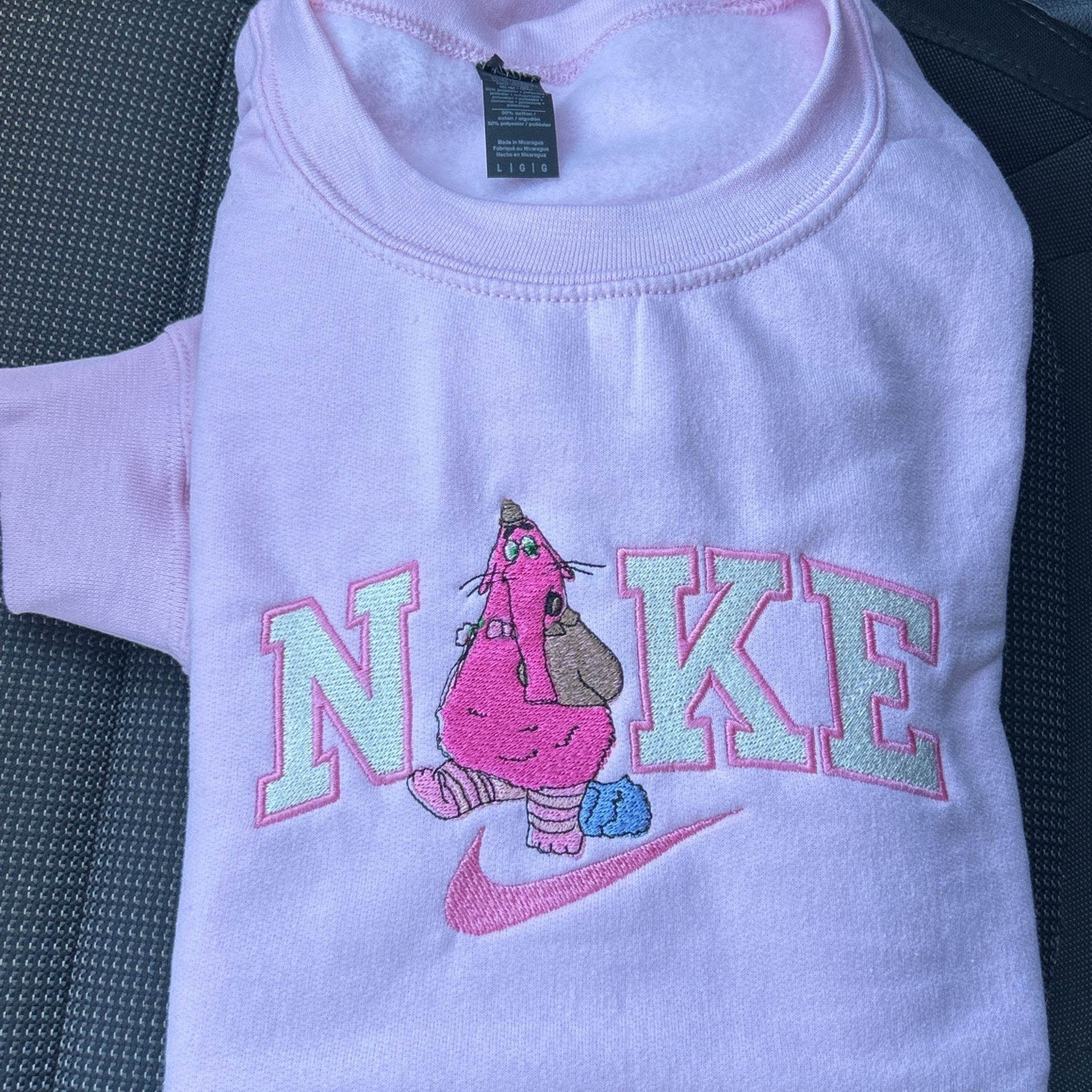 Sweatshirt / Clothes
