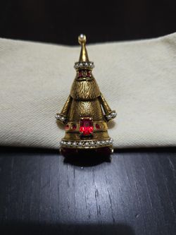 Holy craft Vintage Santa Clasuse Christmas Pin