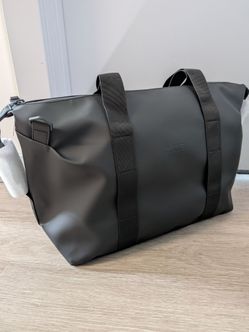 [NEW] Rains Hilo Weekend Bag