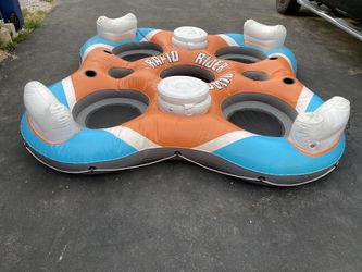  4 Person Floating 