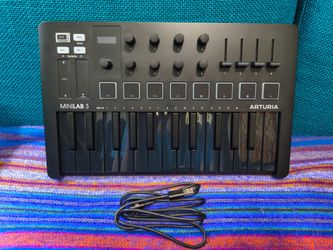 Arturia Minilab 3 Midi Controller