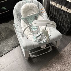 Baby Chair $30 Never Used
