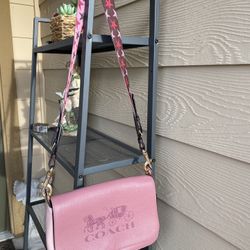 Brand New ! Leather Pink Coach Purse $200 OBO