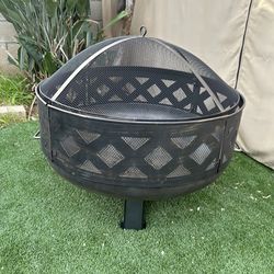 Outdoor Fire pit brand new