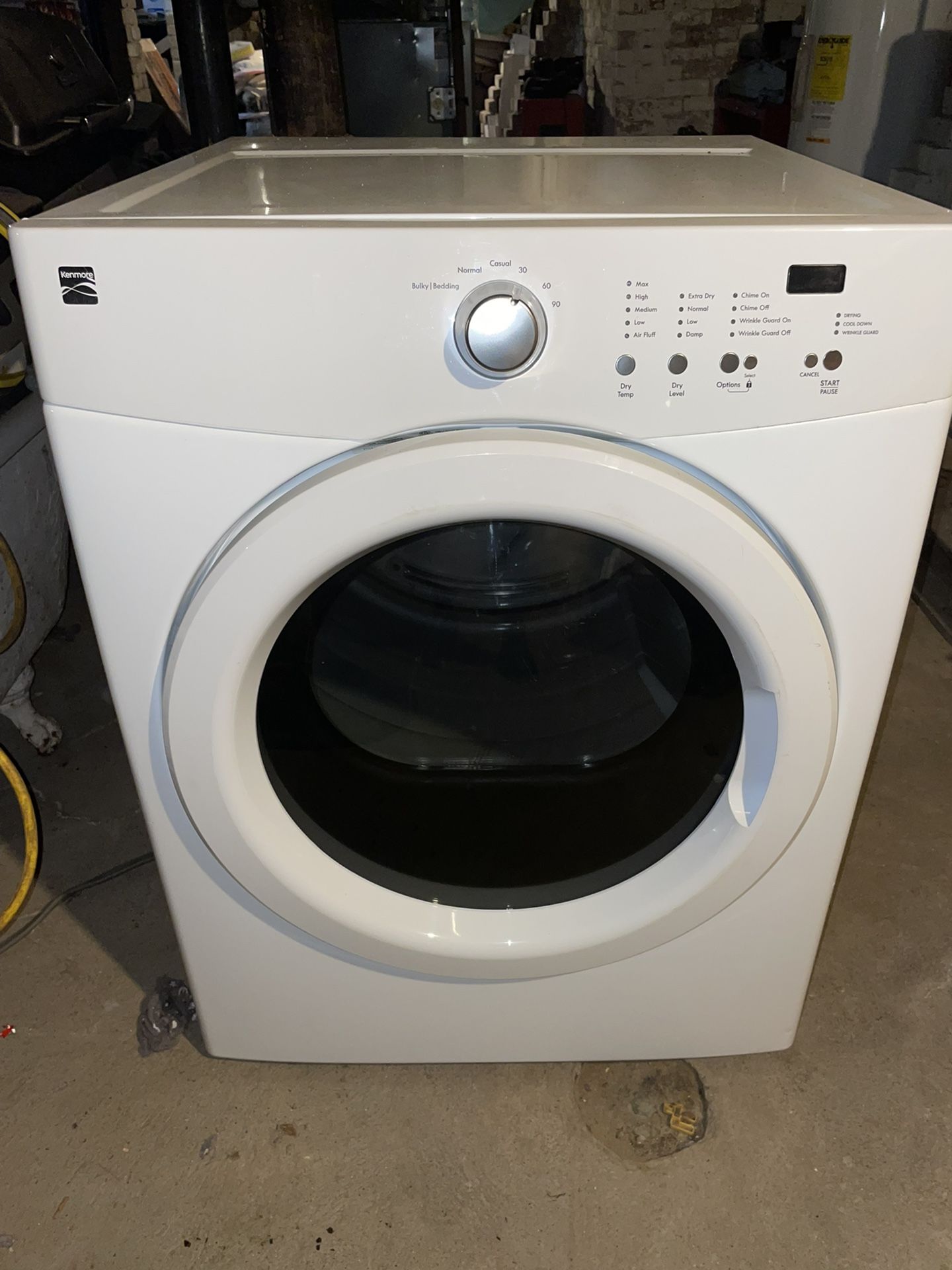 Kenmore Dryer (Basically Brand new)