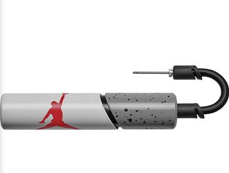 Jordan Essential Ball Pump