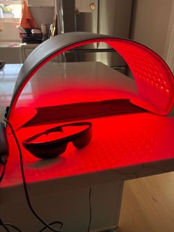 Brand New LED Infrared Multi-Color Light Therapy Facial Machine