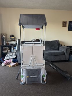 Radio flyer club house