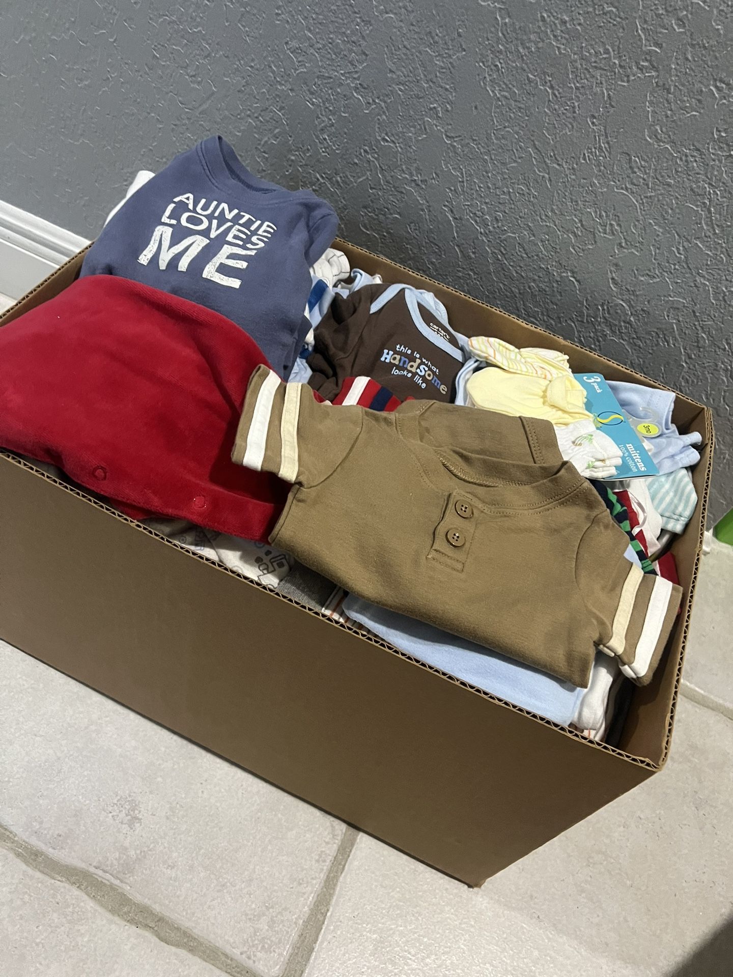 Baby Cloths Box 📦 $20