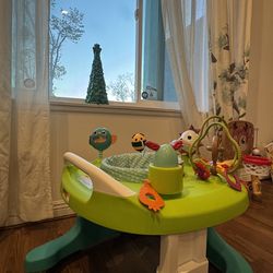 Tiny Love 4-in-1 Activity Center / Baby Walker – Like New