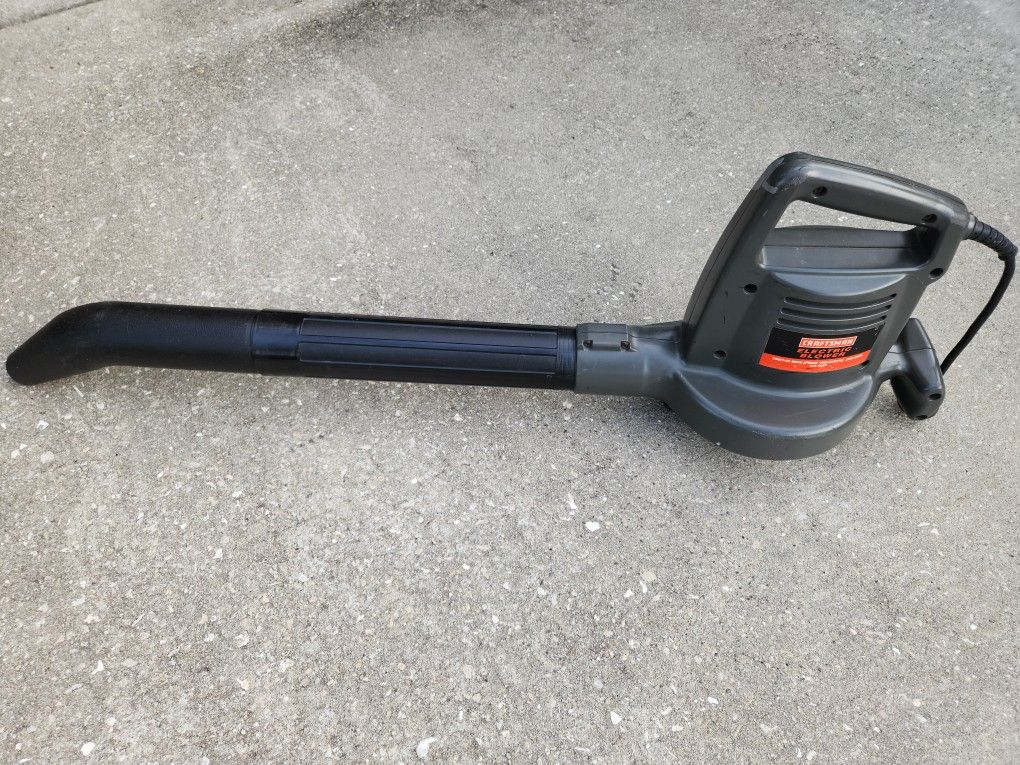 Leaf Blower 🍃