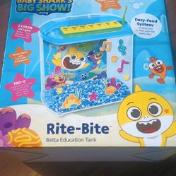 Baby Shark Educational Fish Tank For A Beta