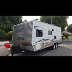 Camper 2014 Skycat