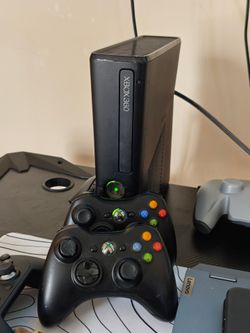 Ultimate Xbox 360 S Bundle