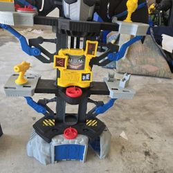 Imaginext DC Play Sets And Figures