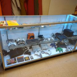 Display Showcase Counters with LEDs 