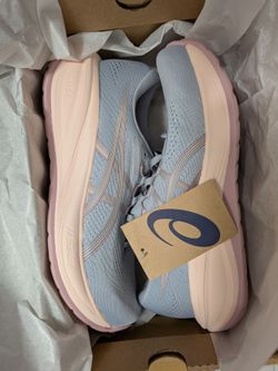 Women's Asics Gel-Cumulus 28