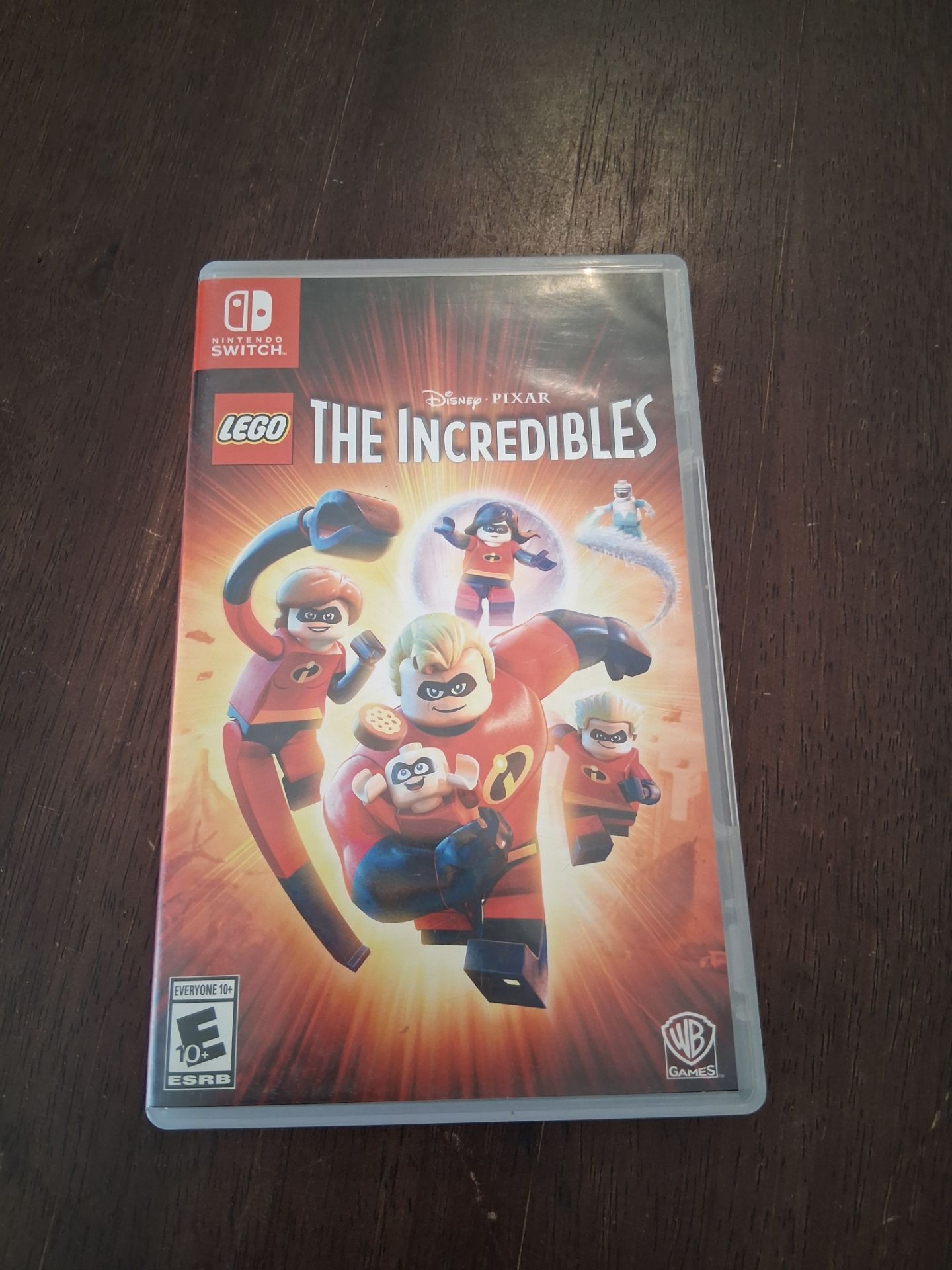 The Incredibles Disney/Pixar ( Switch Nintendo)