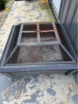 Kelowna 35" Square Steel Mesh Outdoor Fire Pit