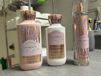 BRAND NEW BATH AND BODY WORKS SET CHAMPAGNE TOAST