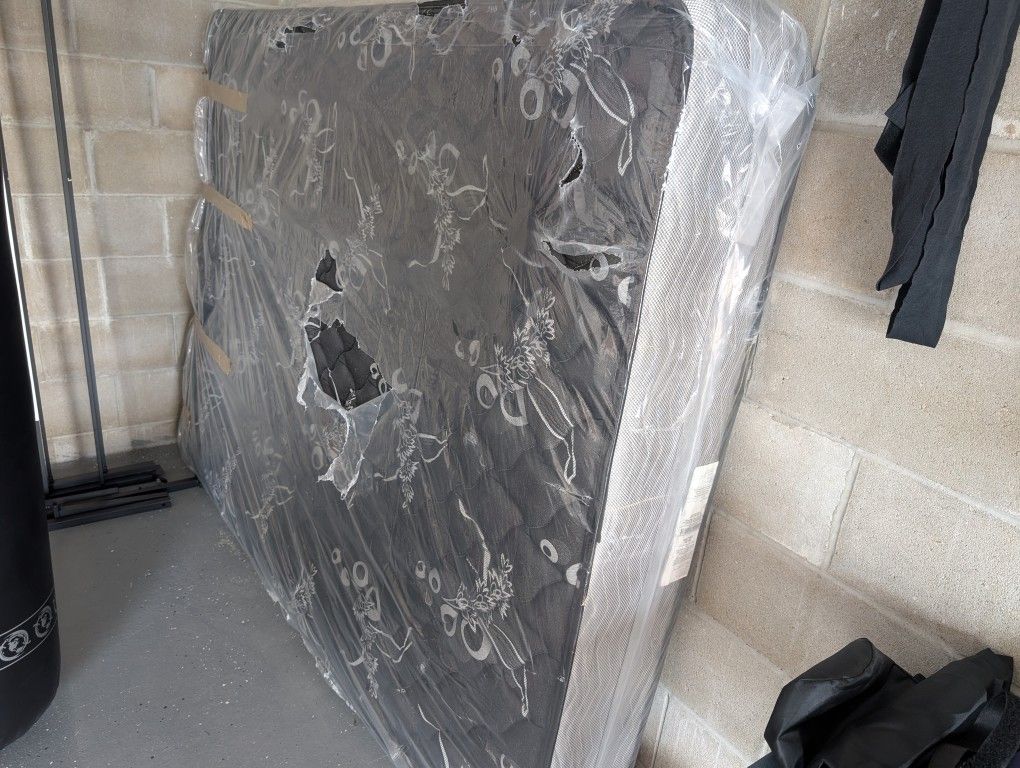 Queen Size Mattress
