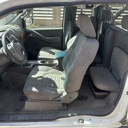 Nissan frontier 2014