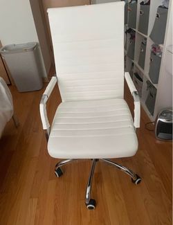 Desk chair