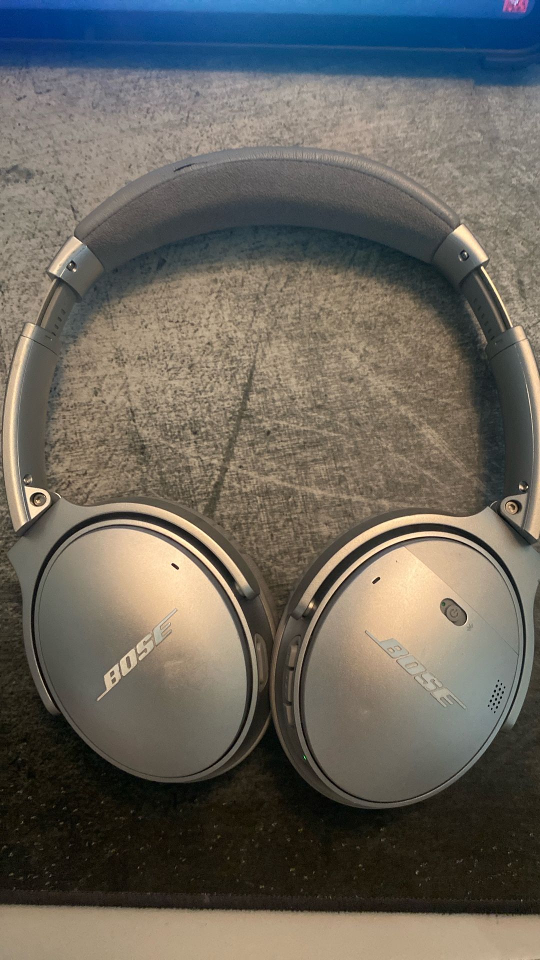 Bose wireless headphones
