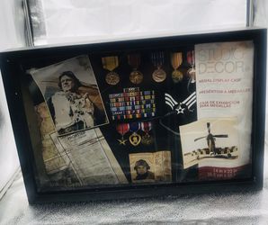Military Medal shadow box display case!Huge 14” x 22”!Black-Poster not included