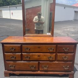 Solid Wood Dresser with Mirror – 9 Drawers – Vintage Style