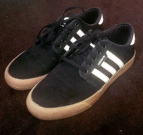 Adidas Shoes 7.5 Mens