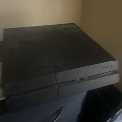 Sellin my ps4