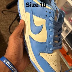 Nike Dunks 