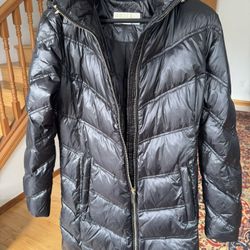 Michael Kors woman down long parka jacket black size M