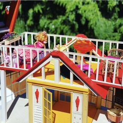 Barbie Doll Dream House, Barbie & Her Cacka From The Divorce 