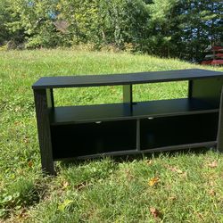 TV/Entertainment Stand
