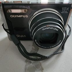 Olympus Stylus Digital Camera With 10X Zoom