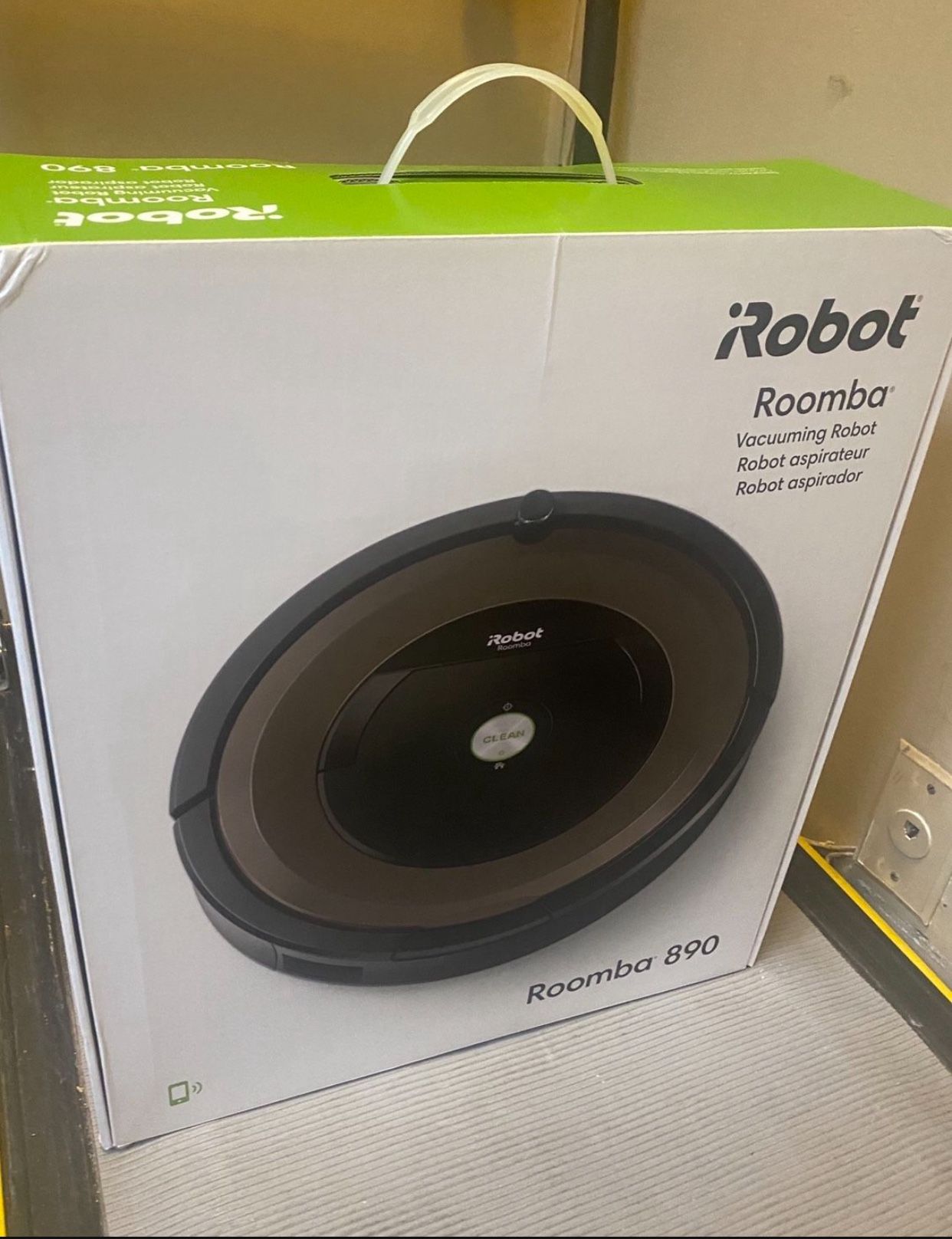 iRobot Roomba 890
