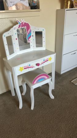 Tocador  para niña