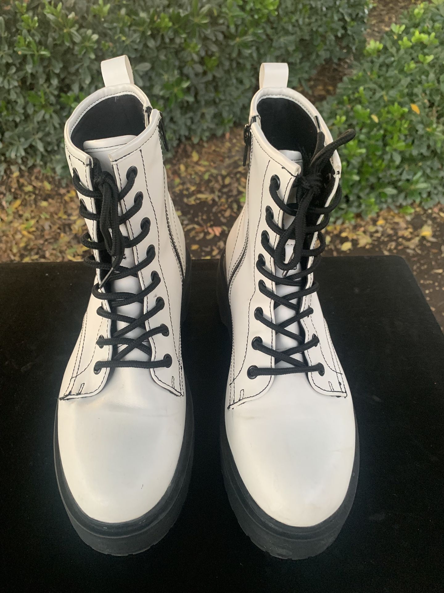 Nice Wedge Boots Size 9 1/2