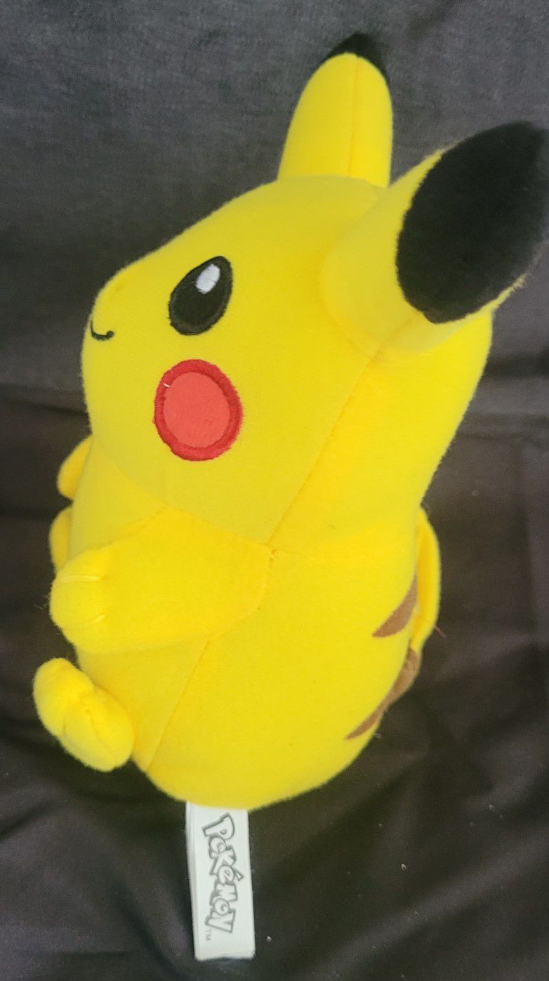 Official Pokémon 7" Pikachu  Plush Toy 2016 Licensed