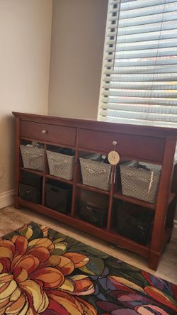 Dresser / cubby storage