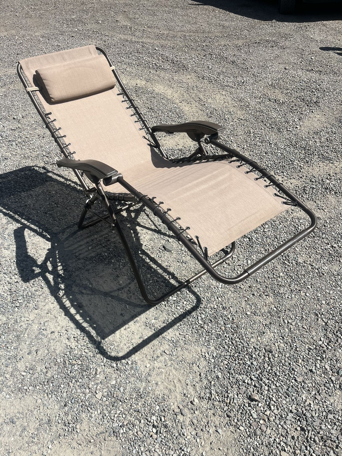 Zero Gravity Folding Lounge Chair