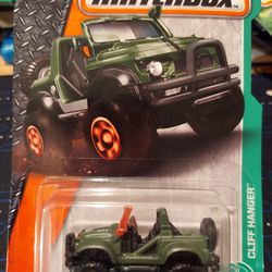 Matchbox Green Jeep Wrangler Cliff Hanger New In Package