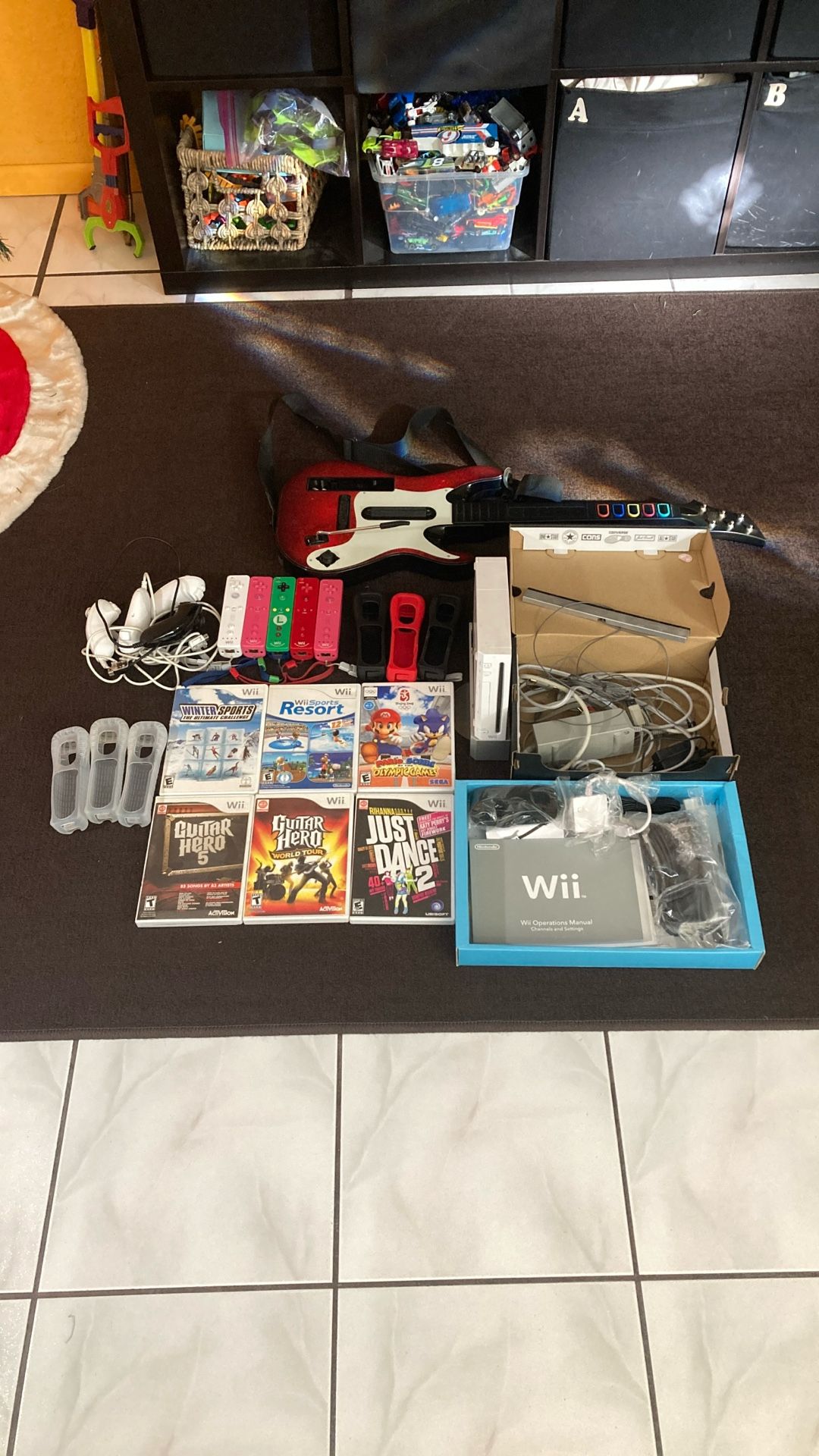 Wii Bundle, Guitar Hero Set