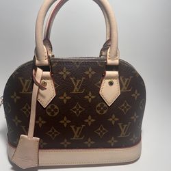Louis Vuitton Alma BB