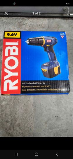 Ryobi 9.6V Cordless Drill/Driver Kit, model HP696 Untested