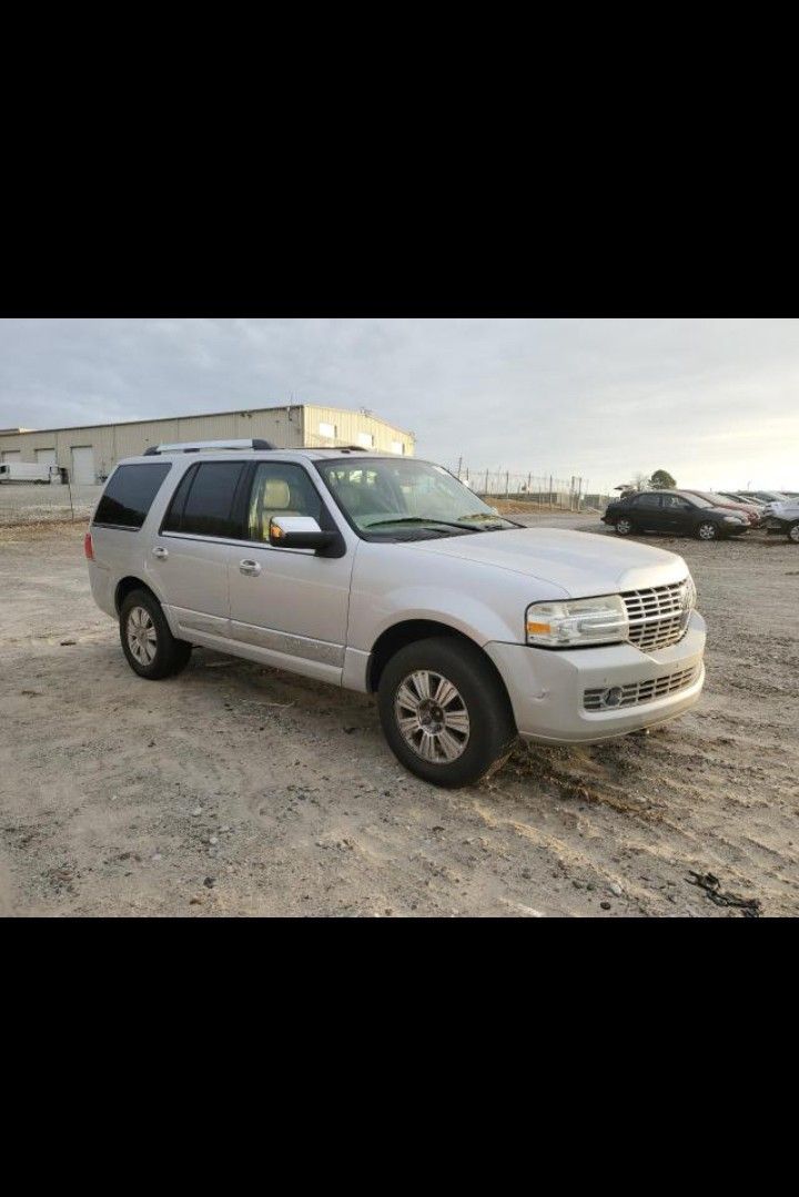 2010 Lincoln Navigator